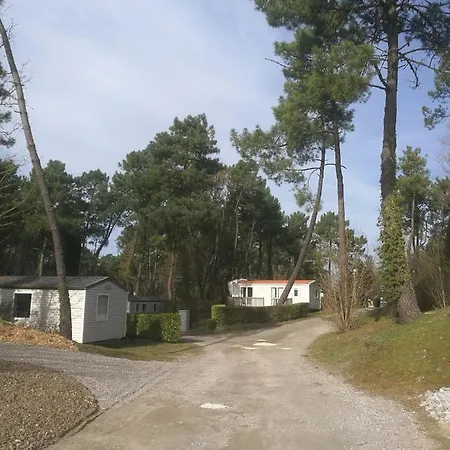 La Dune Blanche Camping *